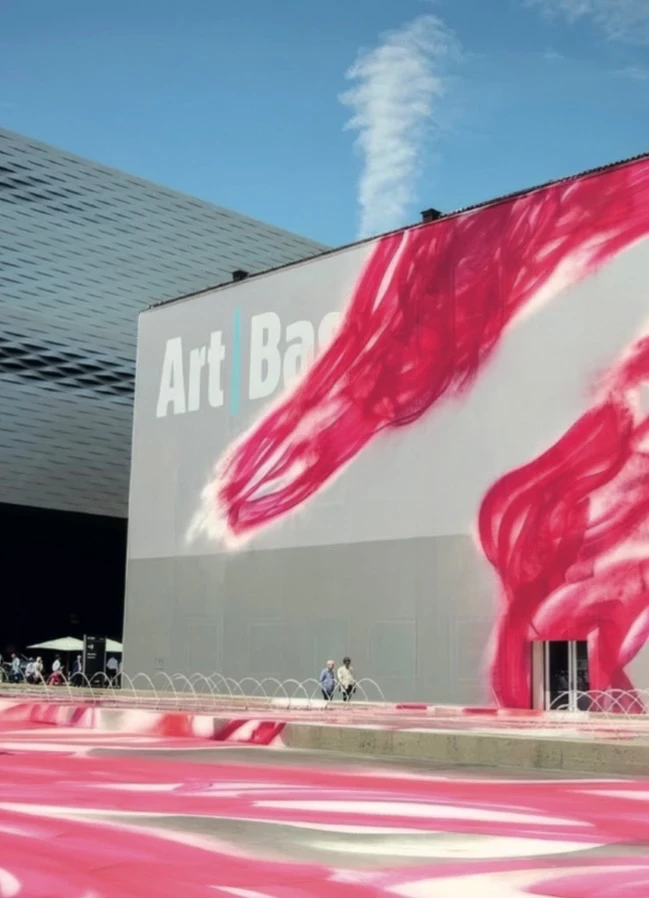 ART BASEL’S GLOBAL ASCENT